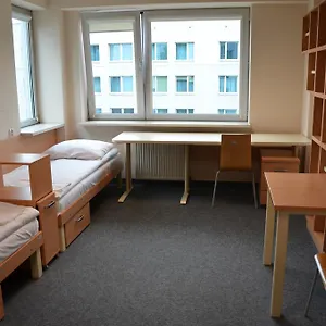 Ds Za Kolumnami Hostel